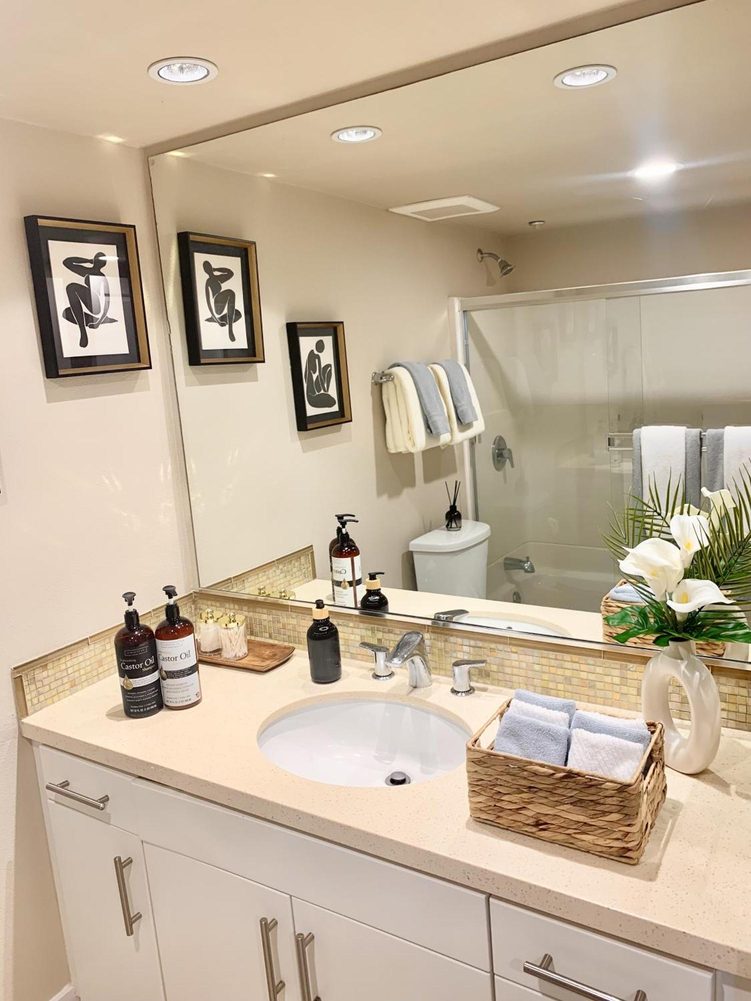 Apartment Cozy Oceanfront Pool View In Marina Del Rey Los Angeles